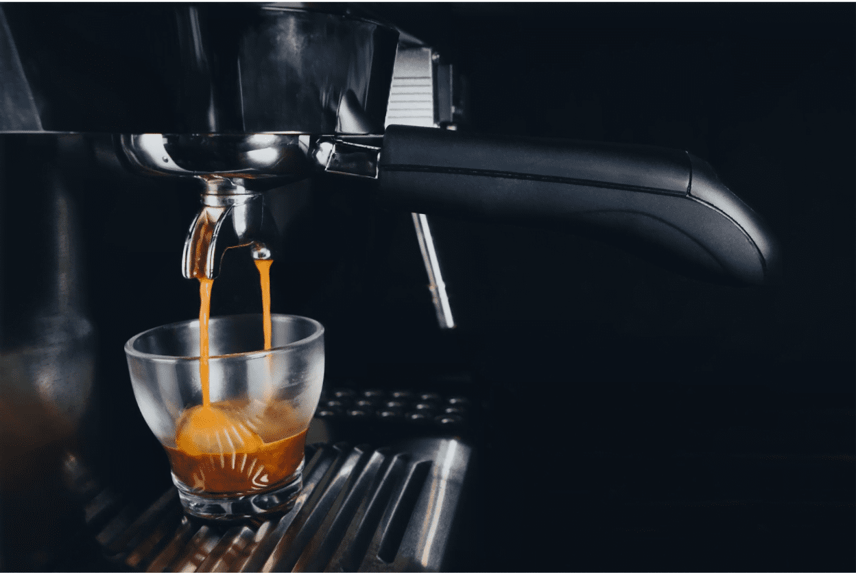 Inchirierea espressoarelor pentru personalizarea cafelei de la birou – Degusta gratuit zeci de sortimente de cafea