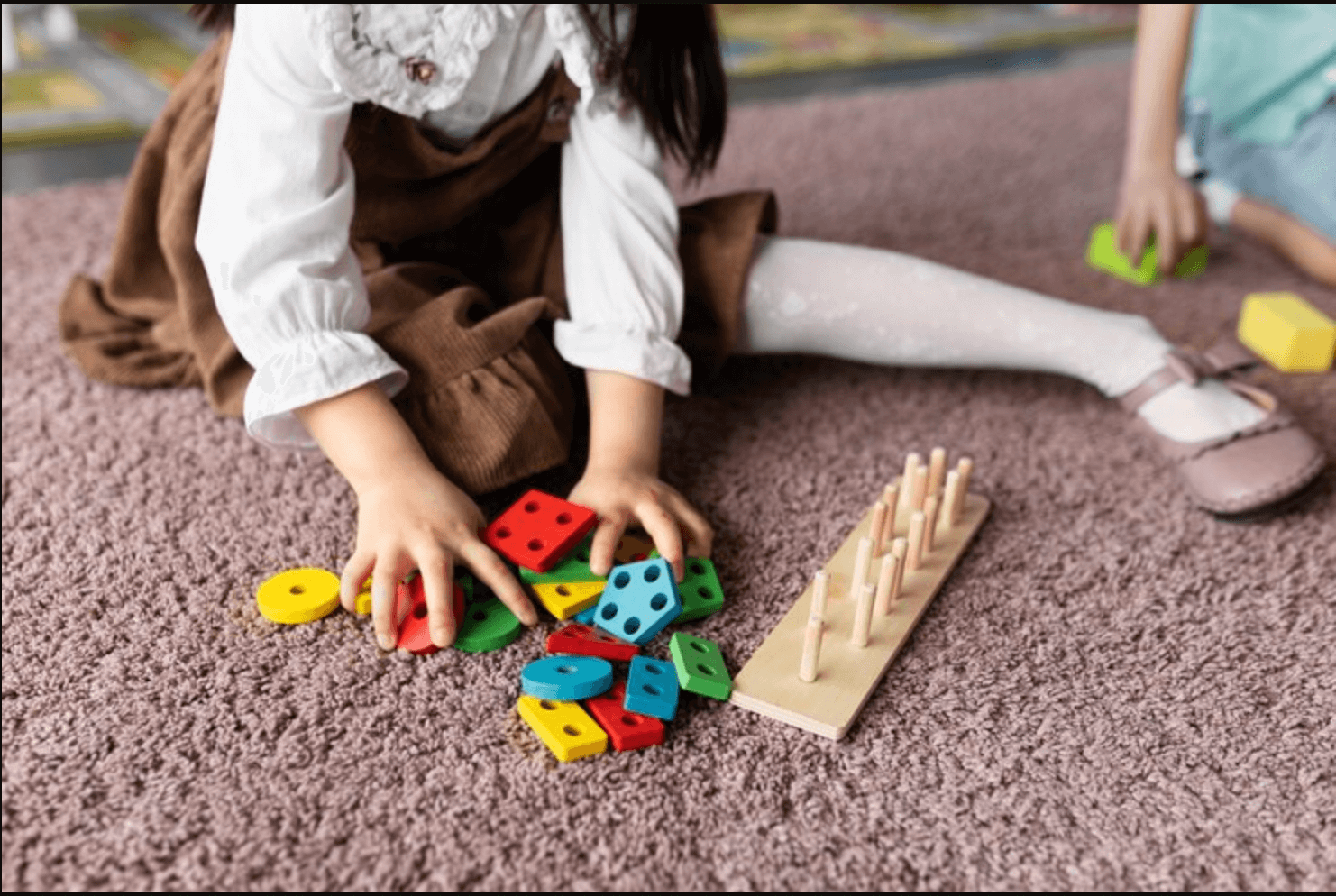 5 jucării Montessori potrivite pentru copii
