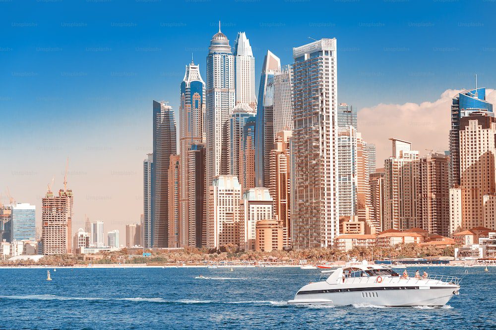 Dubai în anotimpul rece: Cum să profiți la maximum de oraș în perioada cu temperaturi mai blânde