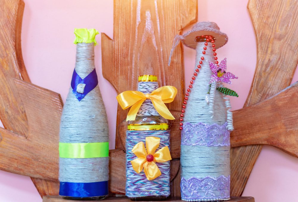Idei creative de decorare a sticlelor pentru ocazii speciale