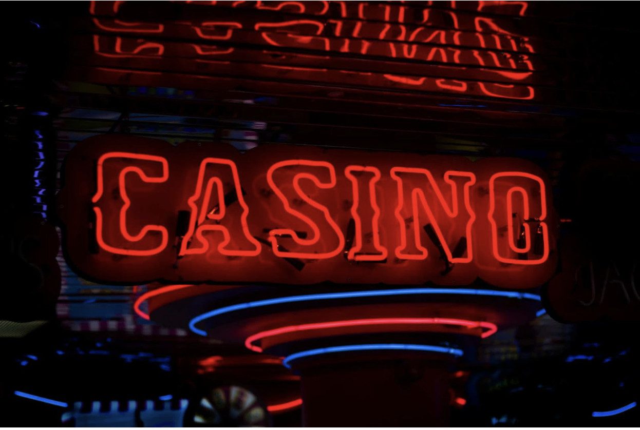 Cum să alegi un slot online potrivit pentru tine dacă ești la început în lumea păcănelelor