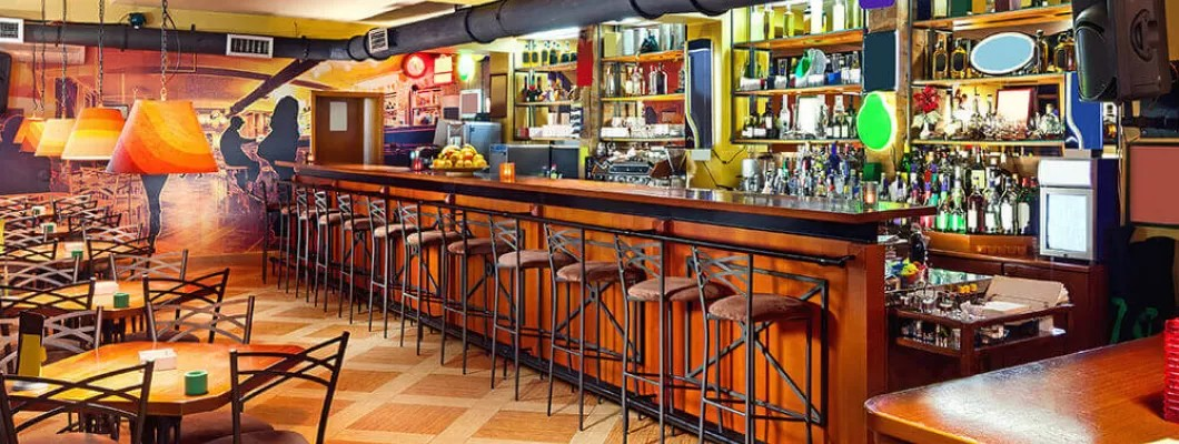 Echipamente HoReCa necesare pentru a deschide un bar