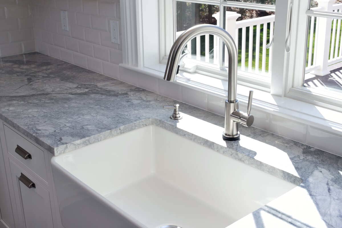 Renovare sustenabilă: cum să alegi baterii sanitare prietenoase cu mediul?