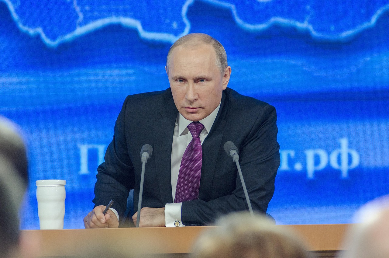 cati ani are putin